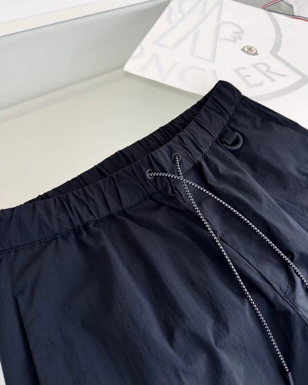 Спортивные штаны Moncler