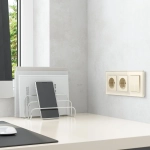 Рамка на 3 поста Favorit (молочный, стекло) W0031141