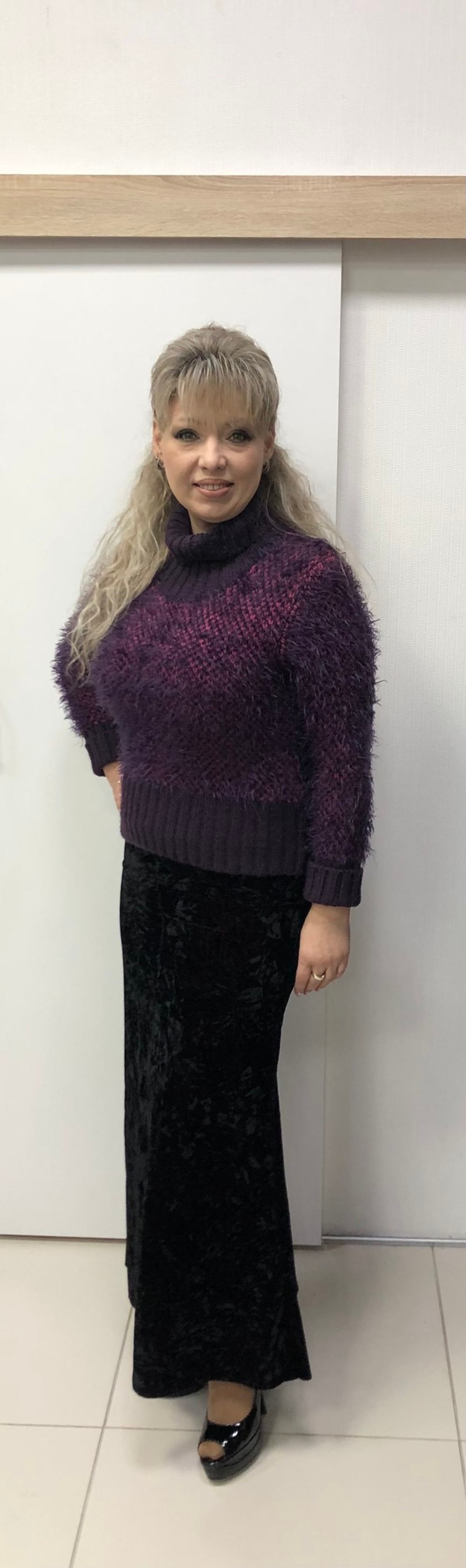 Длинная велюровая юбка с "переливом" цветов