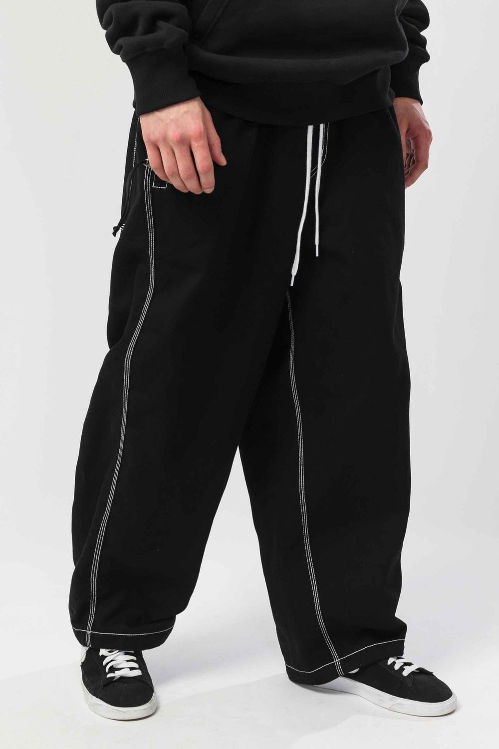 Джинсы Codered Real Baggy Черный/Белые нитки