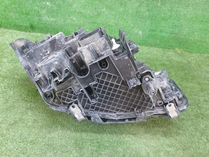 Фара левая BMW 5er G30 (2020-2023) LED