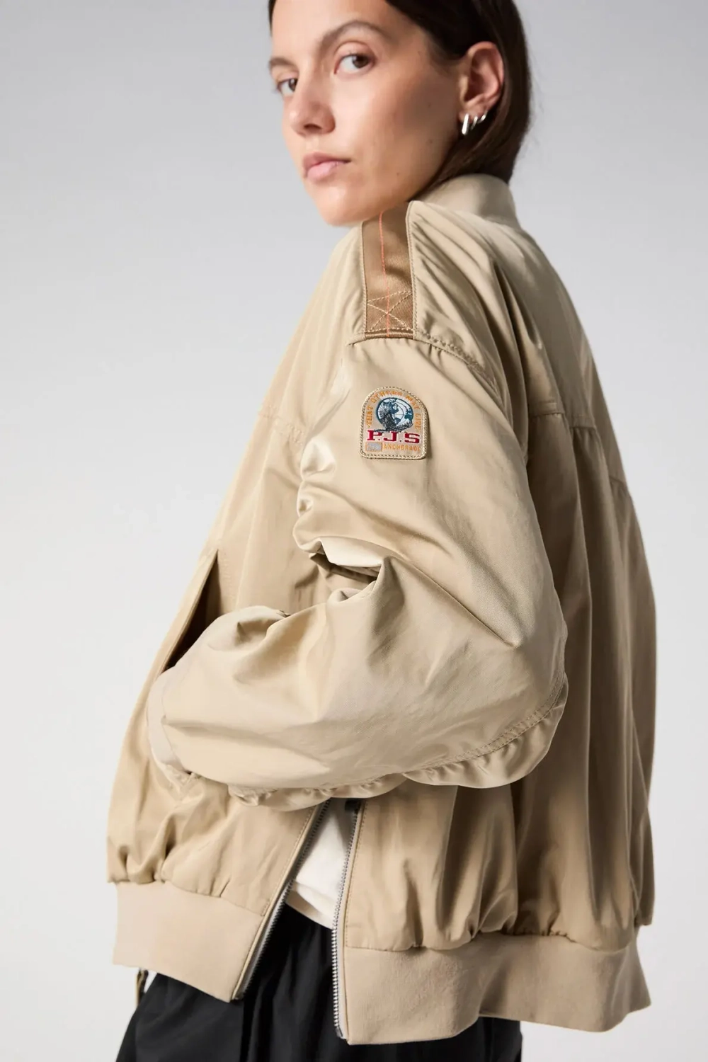 Куртка жен. Parajumpers KATHRYN 253 песочный