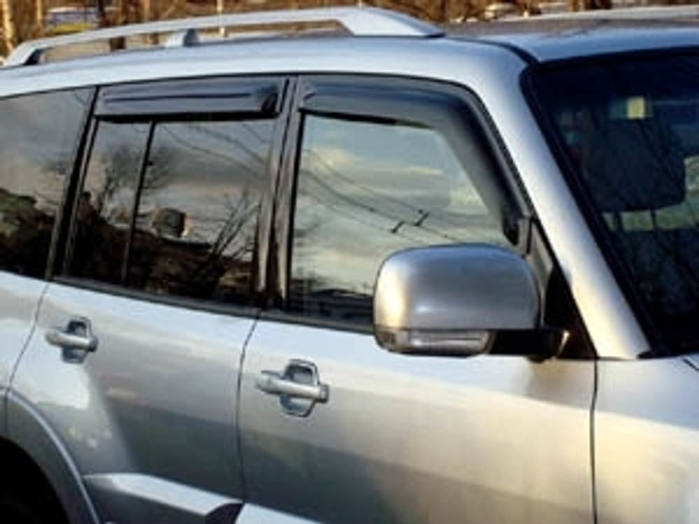 Дефлекторы боковых окон SIM для Mitsubishi Pajero (2007-2021) арт.SMIPAJ0732