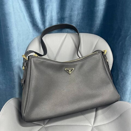 Сумка Prada