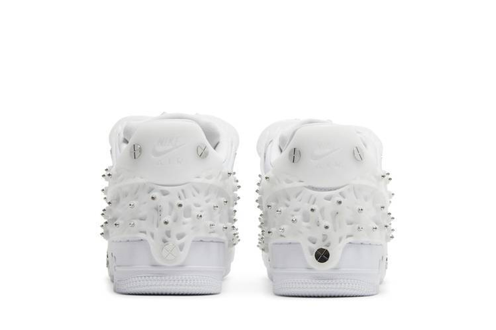 Кроссовки Swarovski X Nike Air Force 1 Lxx (Женская размерная сетка)
