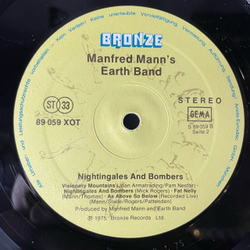 Винтажная виниловая пластинка LP Manfred Mann's Earth Band Nightingales and Bombers (Германия 1975)