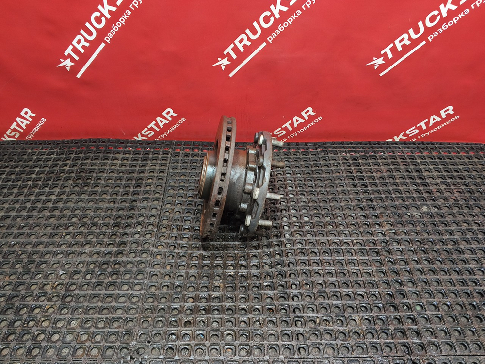 Ступица передняя 2018 г.