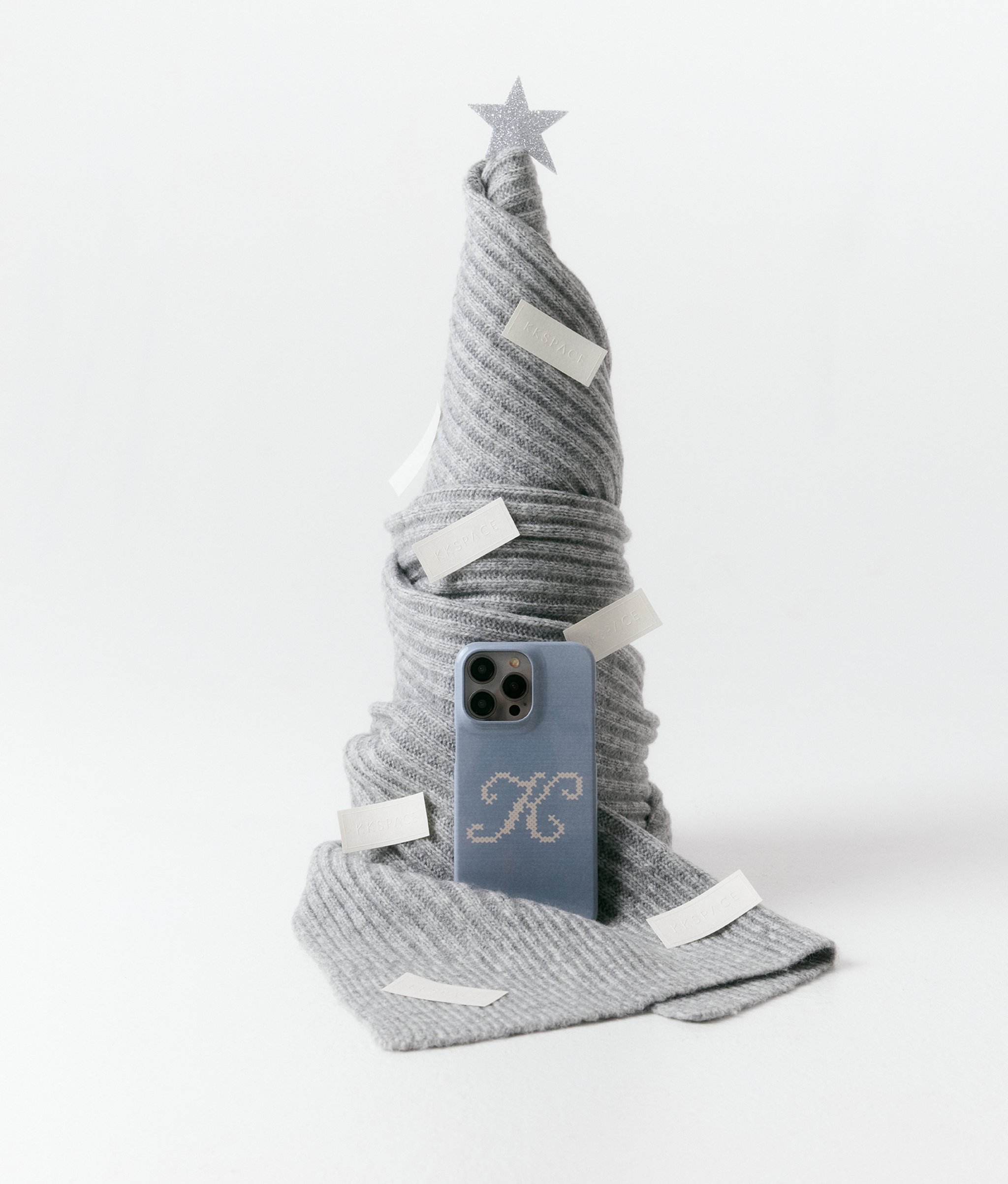 Чехол SWEATER WEATHER для iPhone