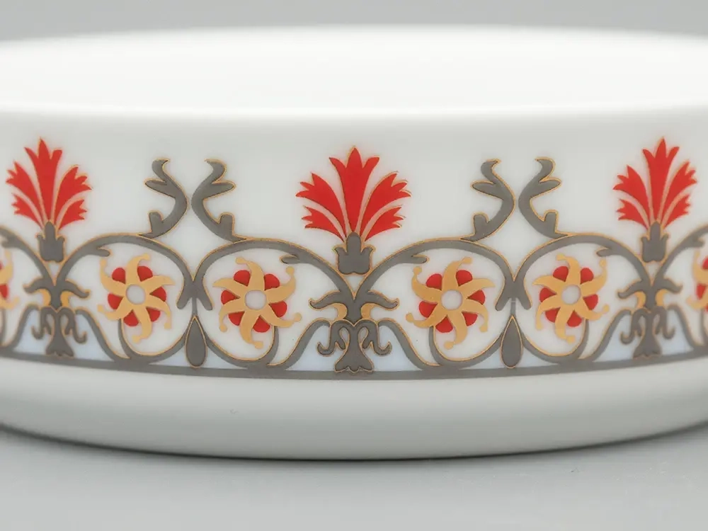 Туалетная коробочка в подарочной упаковке, форма Круглая, рисунок Мак восточный, арт 81.33191.00.1