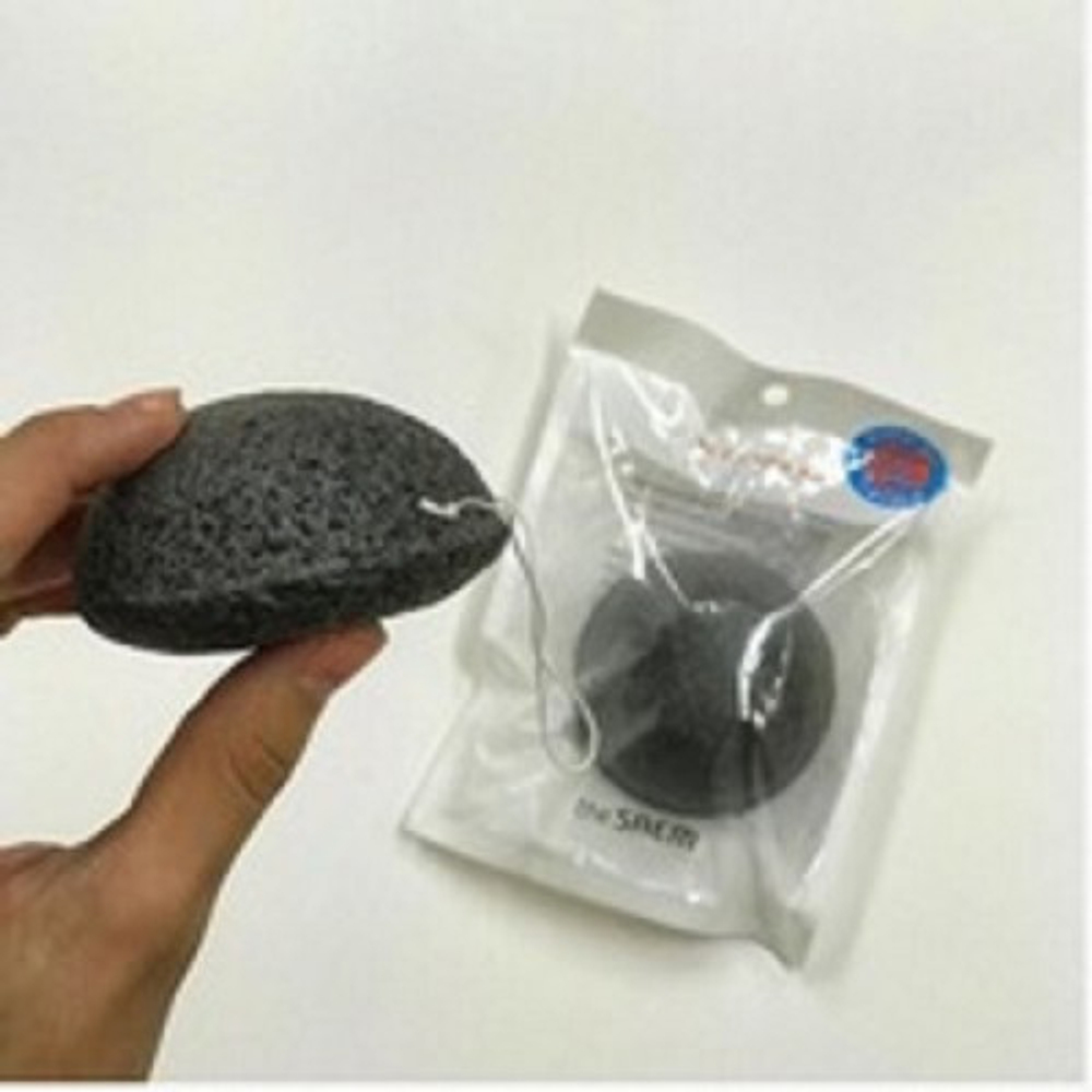 The Saem 100% Charcoal Jelly Cleansing Puff спонж конняку
