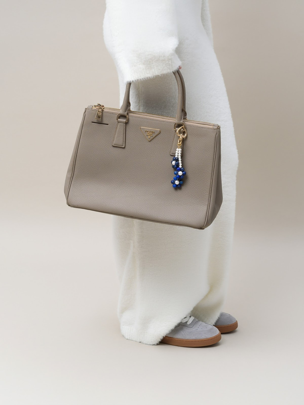 Брелок Flowers с лазуритом Gold