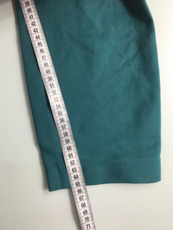 Брюки Mohito стильного оттенка, маркировка 38, визуально на 44 размер