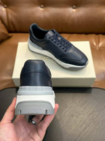 Кроссовки Santoni