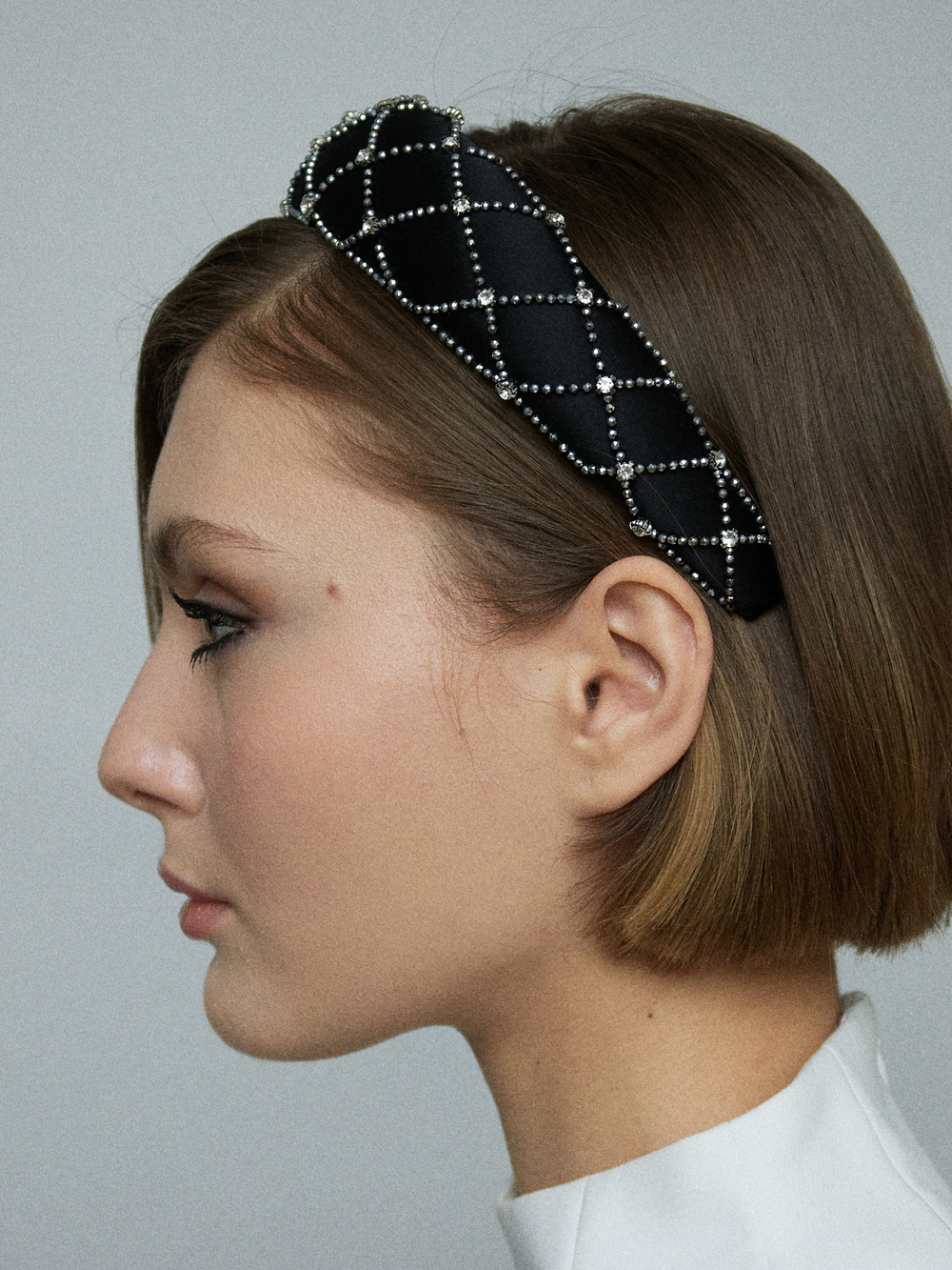 Ободок объемный с серебристой сеткой