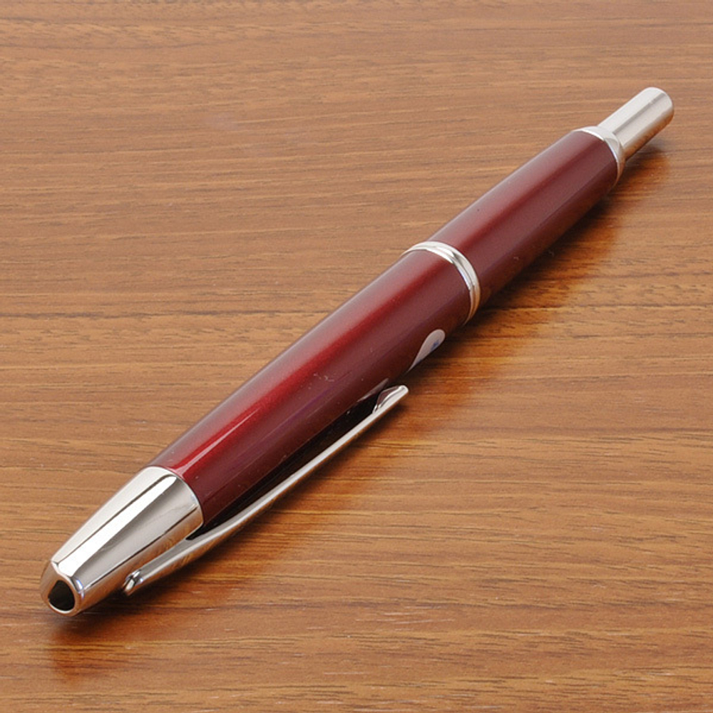 Перьевая ручка Pilot Capless Decimo (цвет: Red - Красная, перо золотое 18К с родиевым покрытием Extra-Fine 0,2 мм)