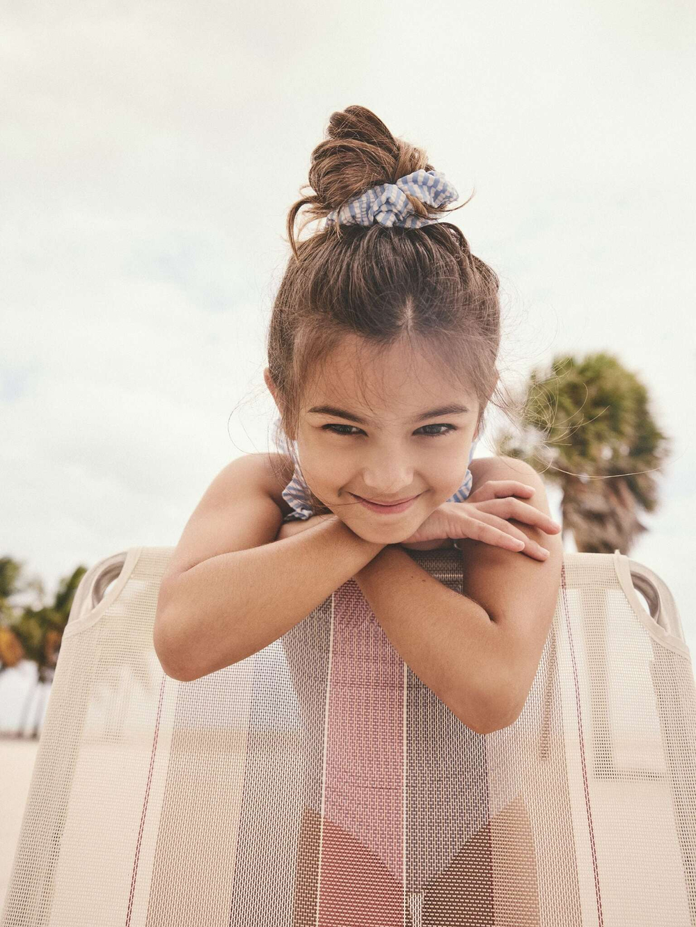 Купальник слитный и резинка для волос в комплекте для девочки Next E76-802, Белый, Синий