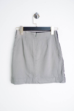 Юбка на эластичном поясе, визуально на 12/14 лет