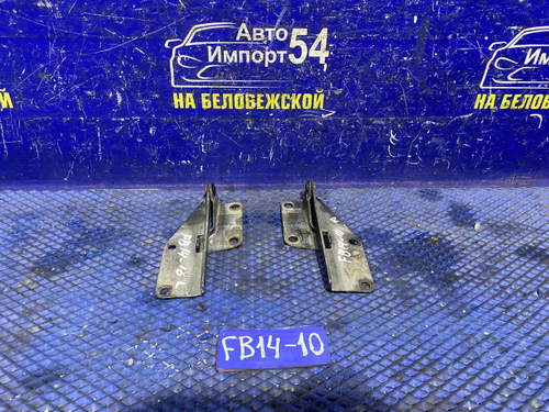 Петля капота левая NISSAN SUNNY 1994