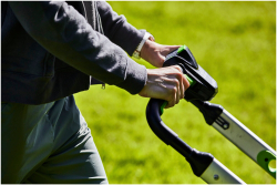 Газонокосилка аккумуляторная самоходная GREENWORKS GD40LM48SP 40В,48см,б/щ,без АКБ и ЗУ (2517407)