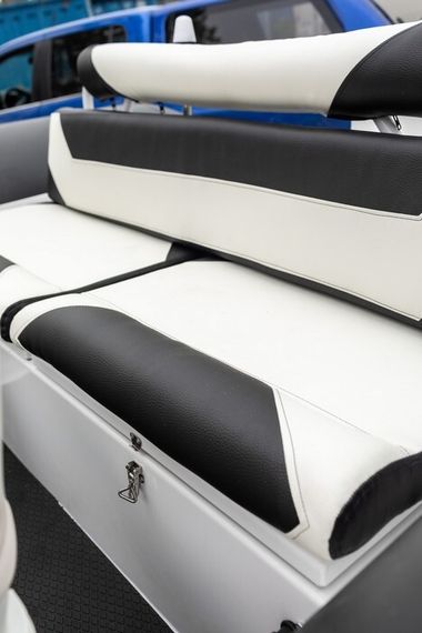 Надувная лодка ProfMarine RIB 550.2 с алюминиевым корпусом (двухконсольный)