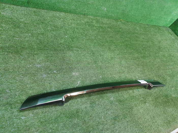 Накладка крышки багажника Lexus LX 3 (2015-2023)