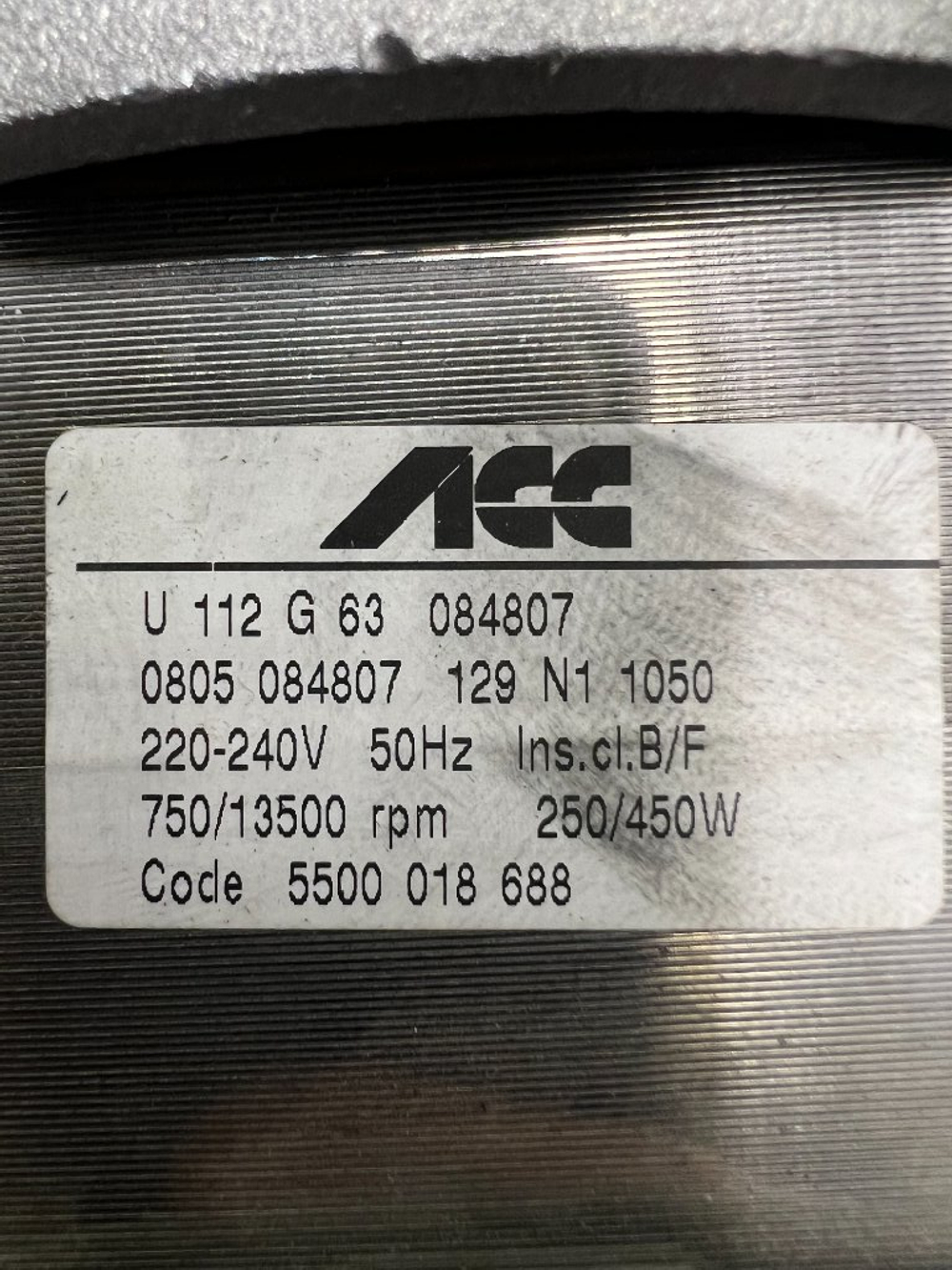 WFC2063OE кт79 Двигатель для стиральной машины Bosch 5500018688 б/у