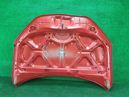 Капот Lada Granta (2018-н.в.)