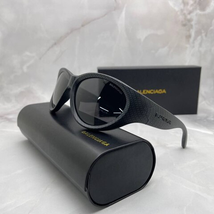 Солнцезащитные очки Balenciaga