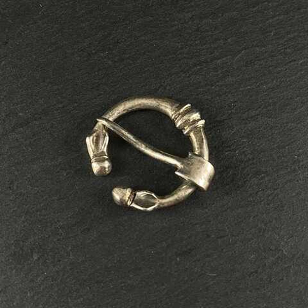 Фибула. Готланд 10-11 в. (серебро)