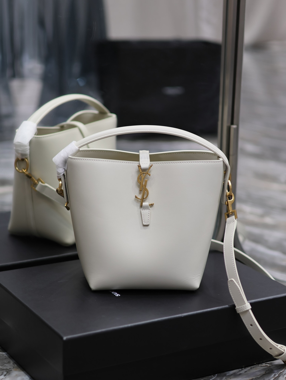 Saint Laurent LE 37 Small 20 cm