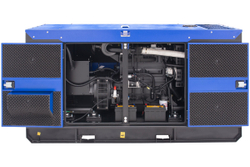 Дизельный генератор ТСС ЭД-40-Т400 с АВР в шумозащитном кожухе на прицепе