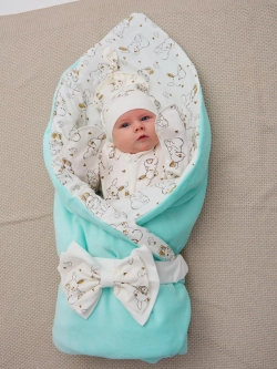 Конверт на выписку весна c костюмом