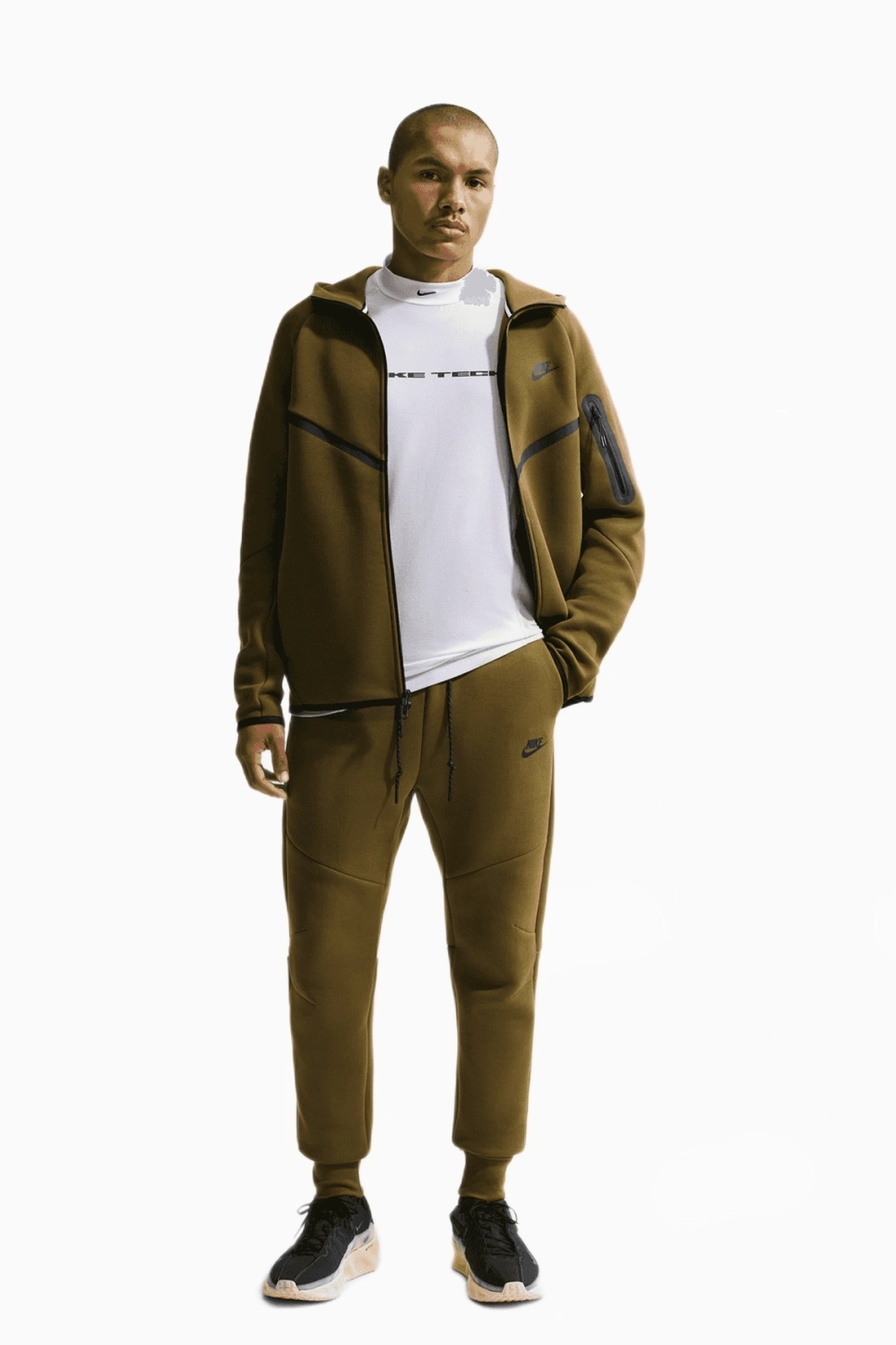 Штаны Nike Sportswear Tech Fleece - зеленый