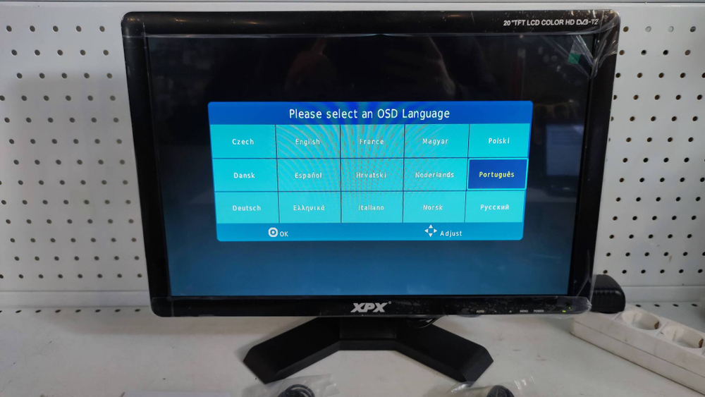 198D / Автомобильный телевизор 20" XPX EA-198D DVB T2 (USB / SD)
