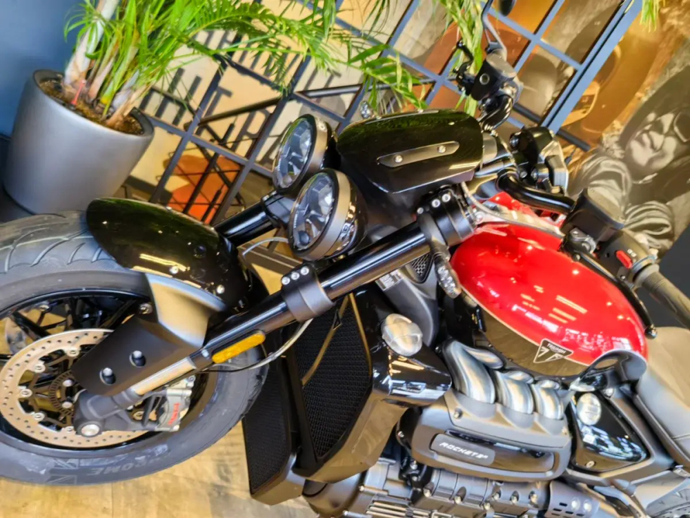 Triumph Rocket III R STORM 2024