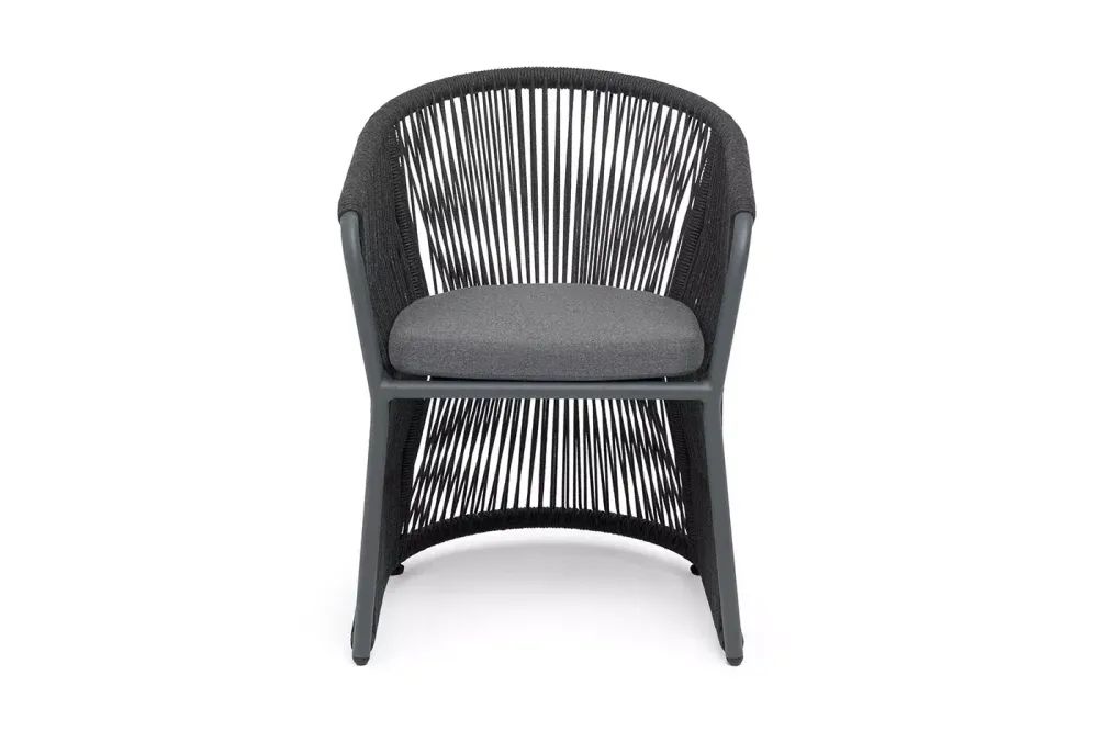 "Романо" стул плетеный из роупа, каркас алюминий темно-серый (RAL7024) муар, роуп темно-серый круглый, ткань темно-серая 027