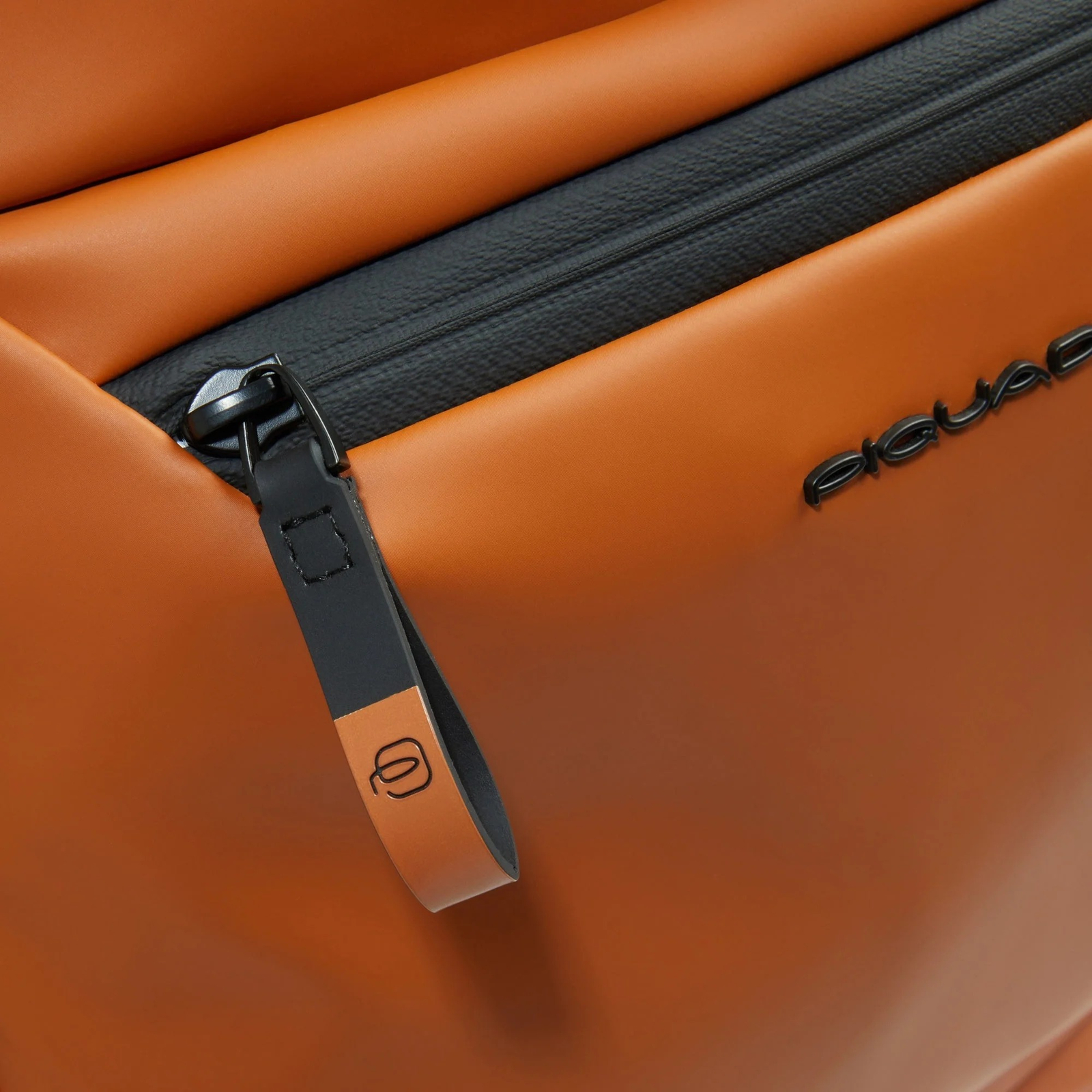 Рюкзак для ноутбука Piquadro Corner 2.0/Arancio mattone