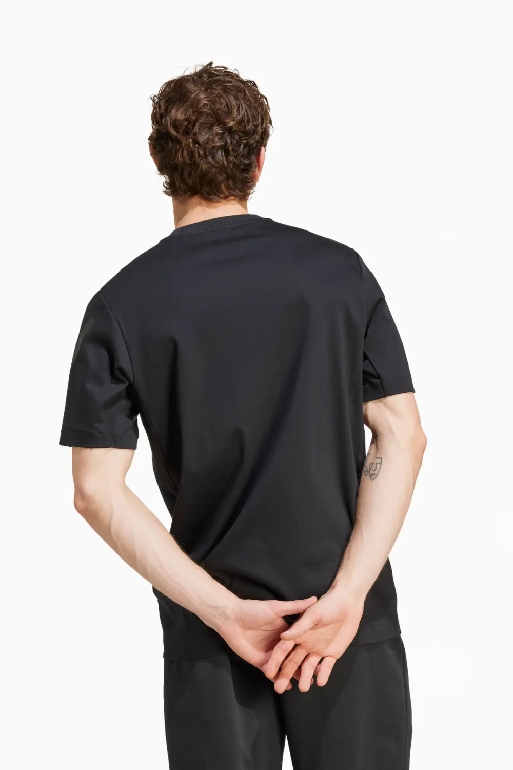 Футболка adidas Z.N.E. Tee - черный