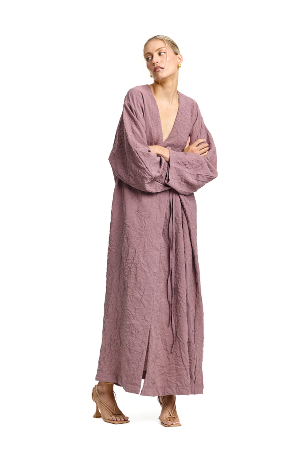 Платье maxi с баской Invitation powder