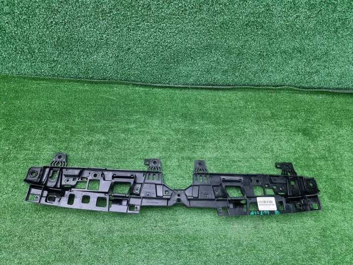 Кронштейн переднего бампера Voyah Dream (21-нв)