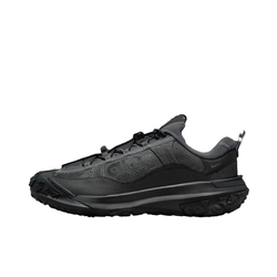alt="Nike ACG Mountain Fly 2 Low GTX Dark Smoke Grey Black HF6245-001 черно-серые кроссовки вид сбоку на белом фоне"