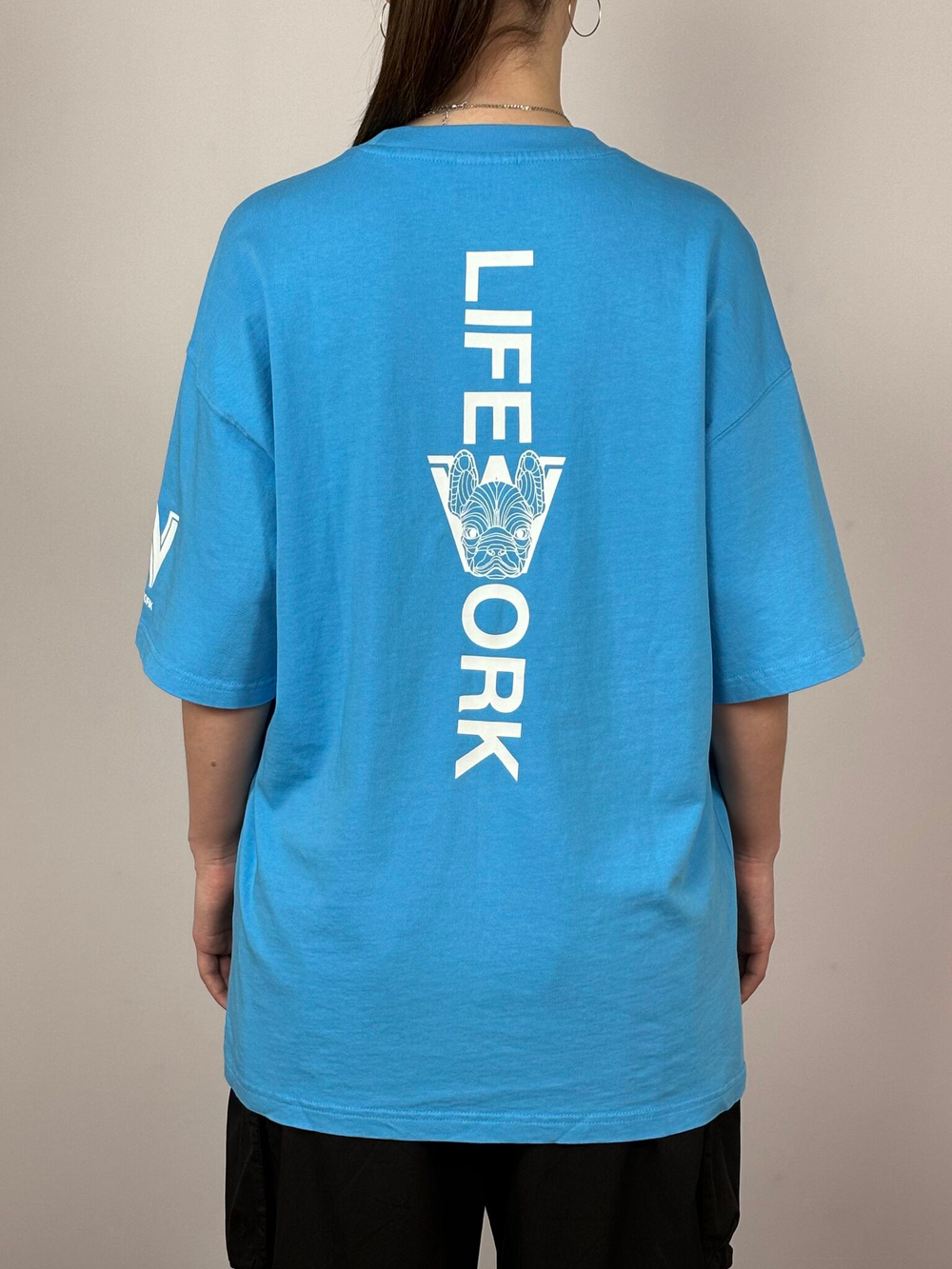 Футболка с пигментом логотипом mini ladok