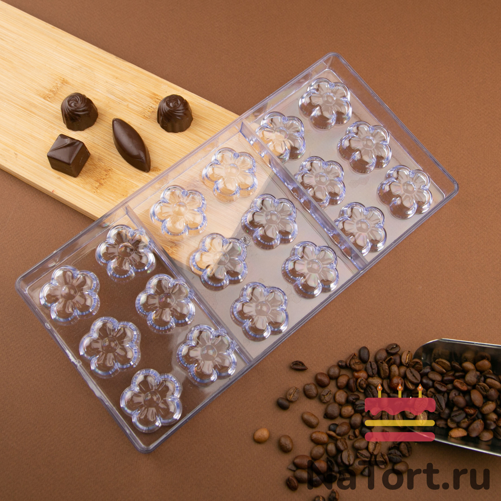 Форма поликарбонатная «Цветок» 18 ячеек