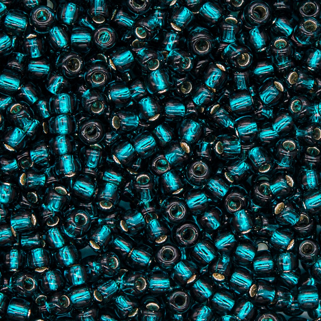 Японский бисер TOHO Round 11/0 (№27BD), с внутренним серебрением, прозрачный