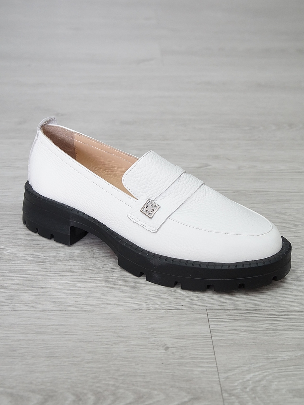 Лоферы женские MARCO MAGITNI 020-009