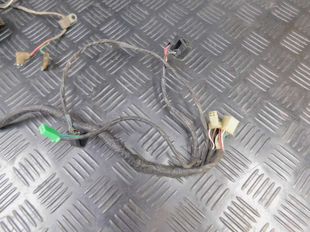 Коса электропроводки Kawasaki ZZR 400 98 053100