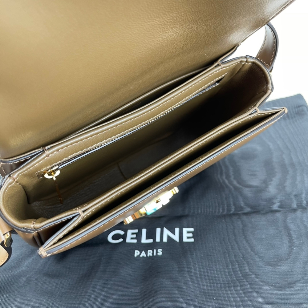 Celine Triomphe Bag 18 cm