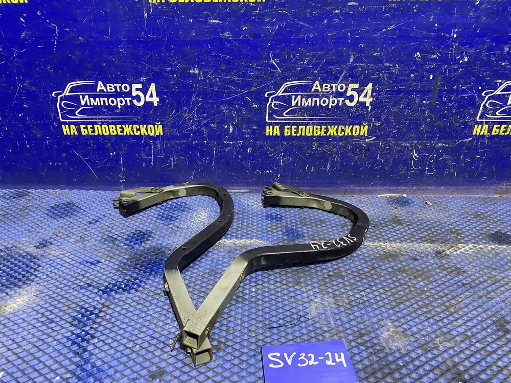 Петля багажника TOYOTA CAMRY 1993