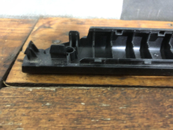 Фиксатор панели багажного отсека Kia Ceed 3 (CD) 18-нв Б/У Оригинал 81752j7200