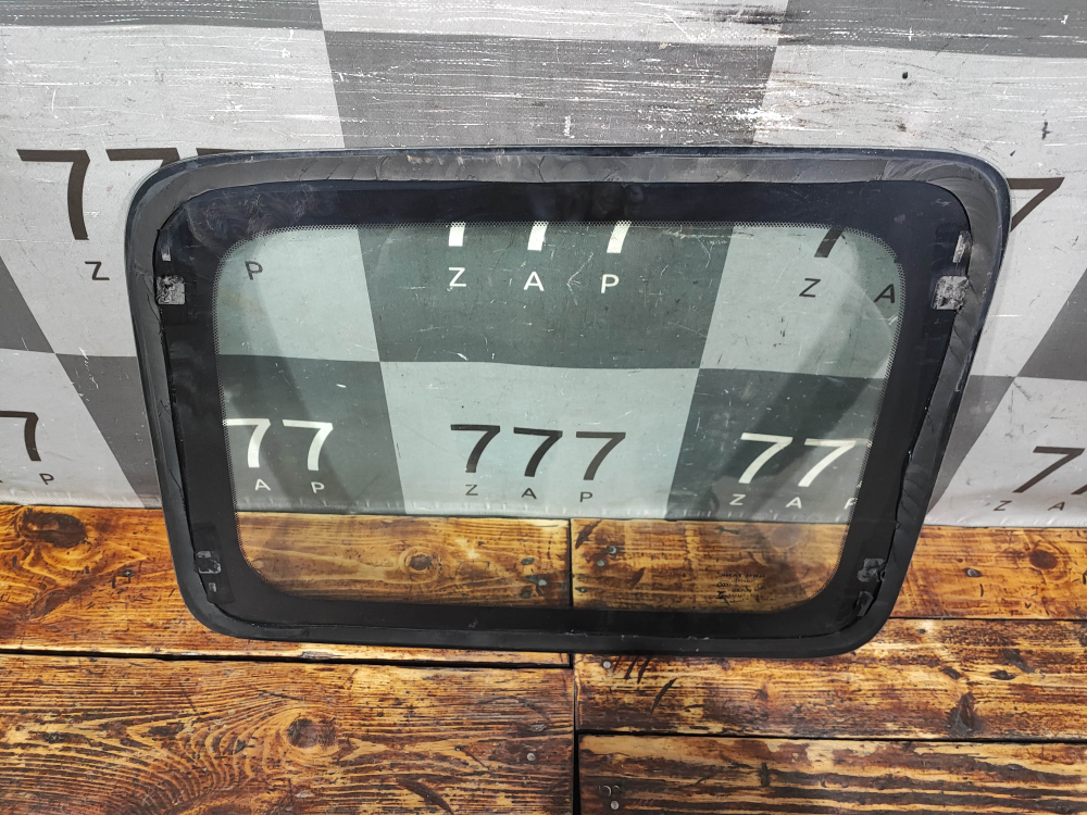 Стекло багажника глухое левое Tank 300 20-нв Б/У Оригинал 5403102XKM14A